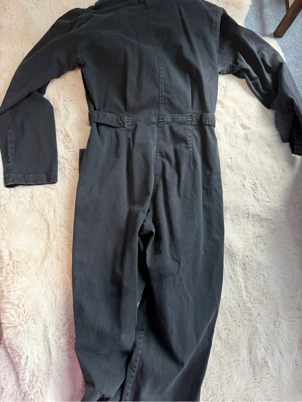 Velvet by Graham & Spencer streamlined black